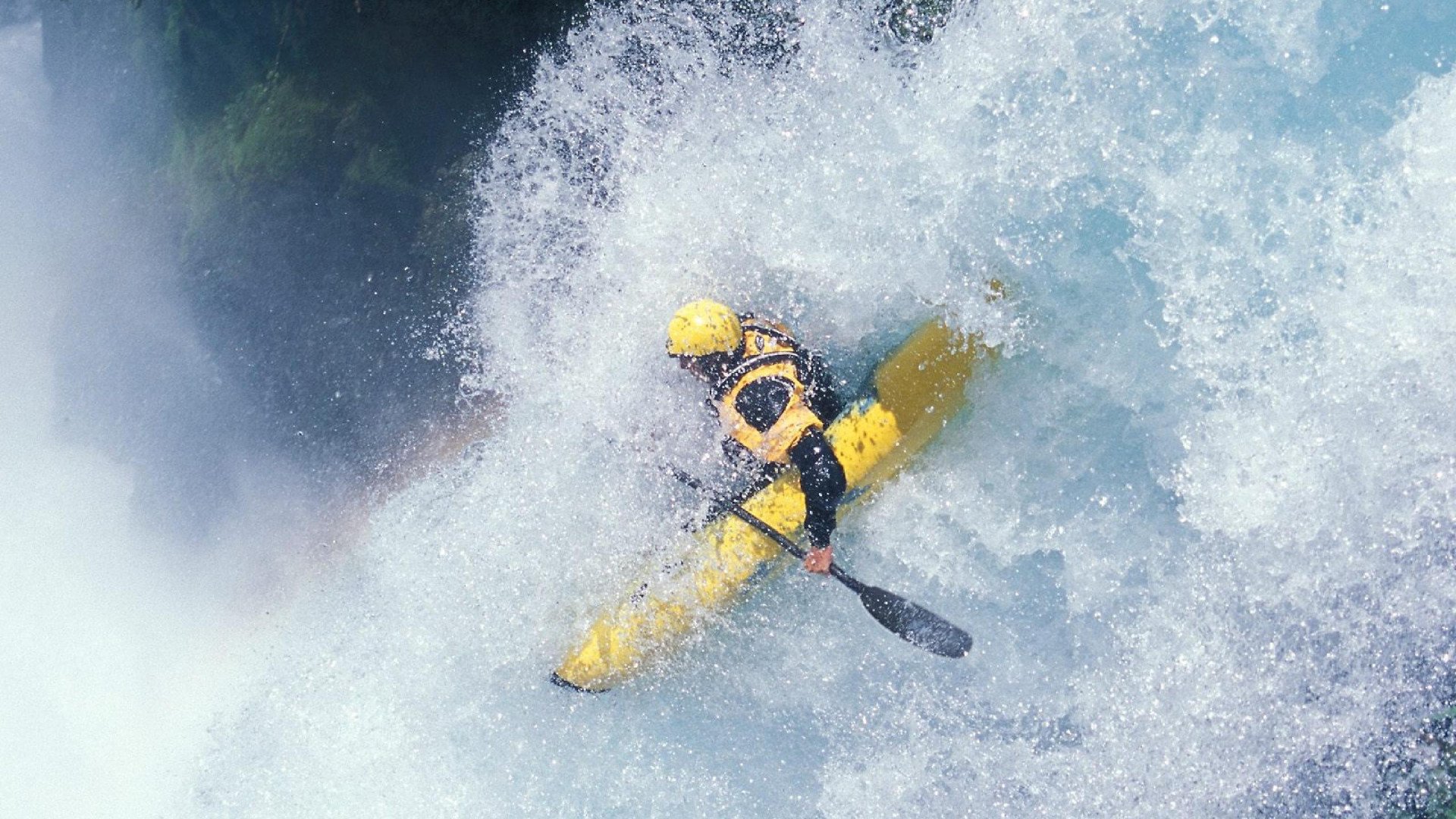 AYXSPORTSAPP-_运动馆灯光秀：科技点亮运动时刻_，运动场灯光