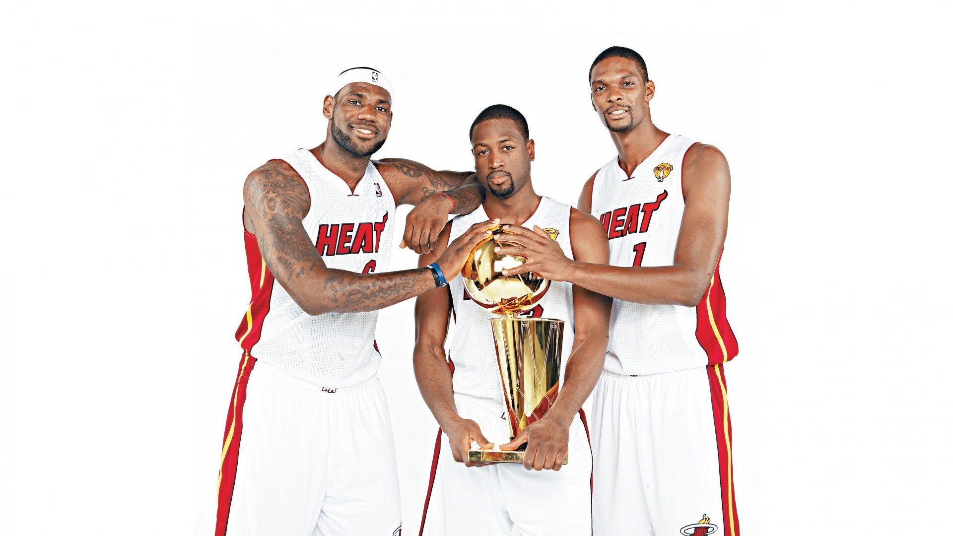 健康足球理念深入人心，校园体育生活面貌持续改善，校园足球的理念