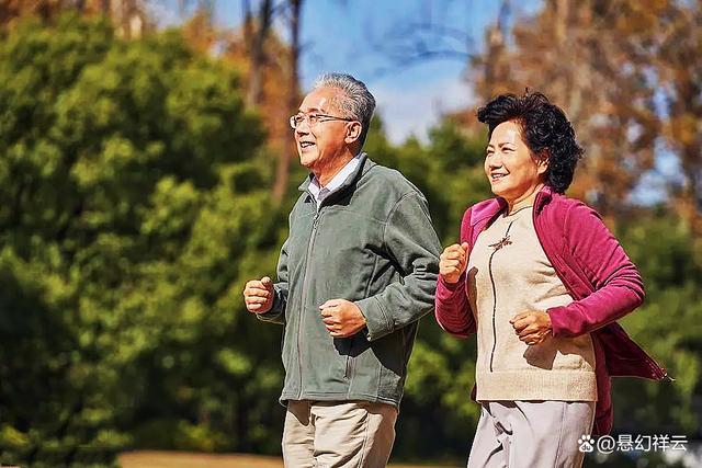 包含爱游戏体育:老年人体育锻炼，延缓衰老的词条