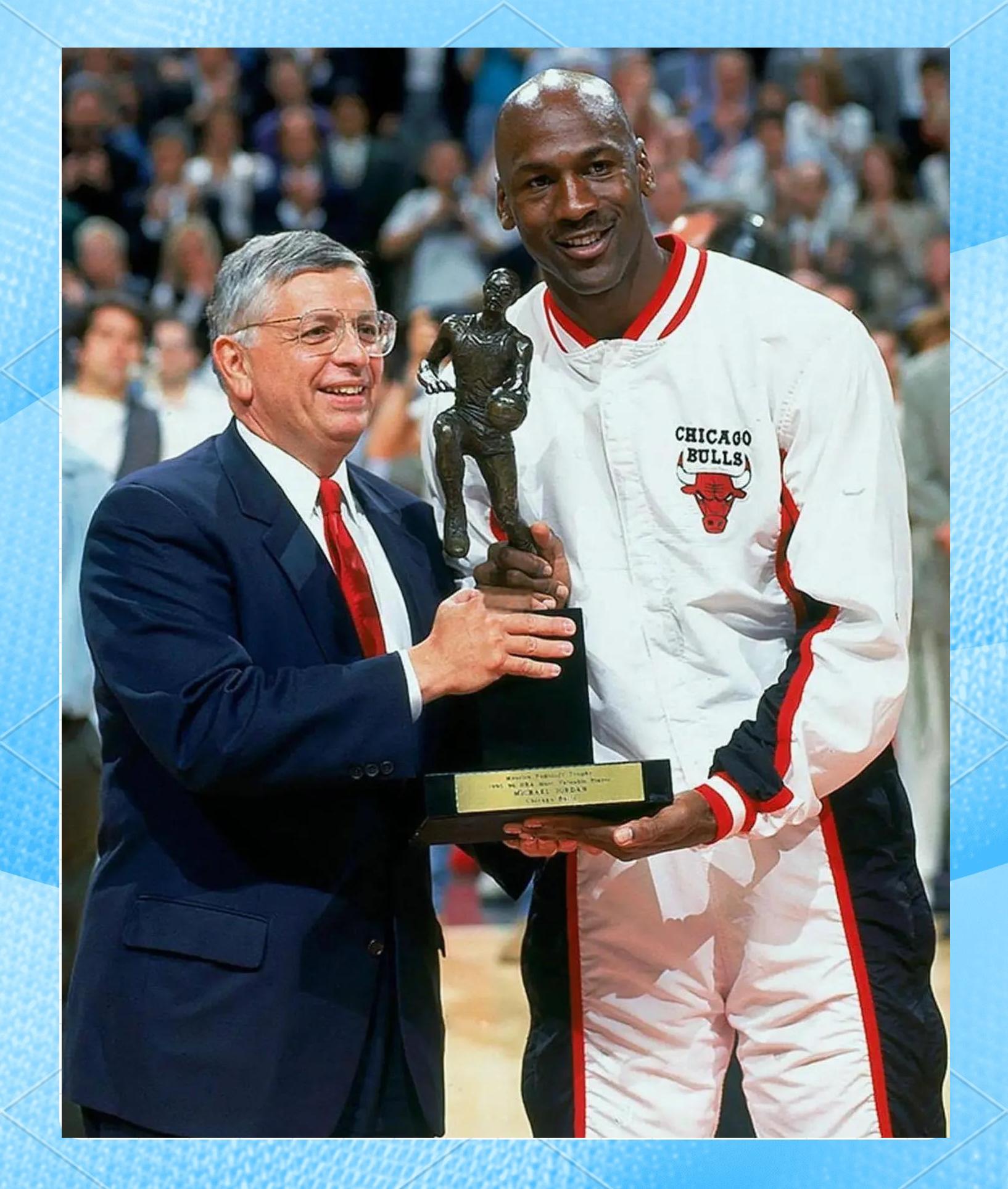 爱游戏体育：NBA球星纪录片：讲述乔丹的传奇职业生涯的简单介绍
